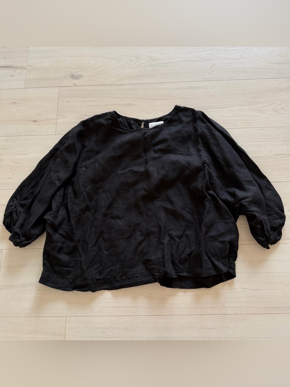 Velvet by Graham & Spencer Black Relaxed Balloon-Sleeve Blouse
